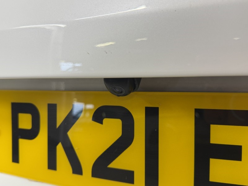 2021 (21) KIA CEED 1.5T GDi ISG GT-Line 5dr 5960086