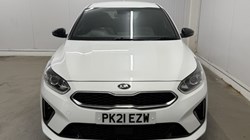 2021 (21) KIA CEED 1.5T GDi ISG GT-Line 5dr 5960118