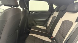 2021 (21) KIA CEED 1.5T GDi ISG GT-Line 5dr 5960088