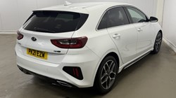 2021 (21) KIA CEED 1.5T GDi ISG GT-Line 5dr 5960084