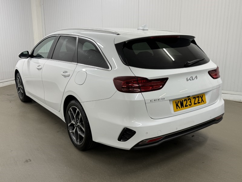 2023 (23) KIA CEED 1.5T GDi ISG 138 3 5dr 5950086