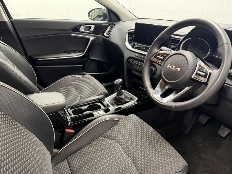 2025 (75) KIA XCEED 1.5T GDi ISG 138 3 5dr 5954212