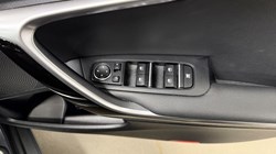 2025 (74) KIA XCEED 1.5T GDi ISG 138 GT-Line 5dr 5968112