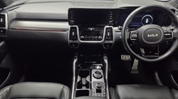 2023 (73) KIA SORENTO 1.6 T-GDi HEV Edition 5dr Auto 5989475