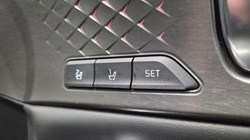2023 (73) KIA SORENTO 1.6 T-GDi HEV Edition 5dr Auto 5989499