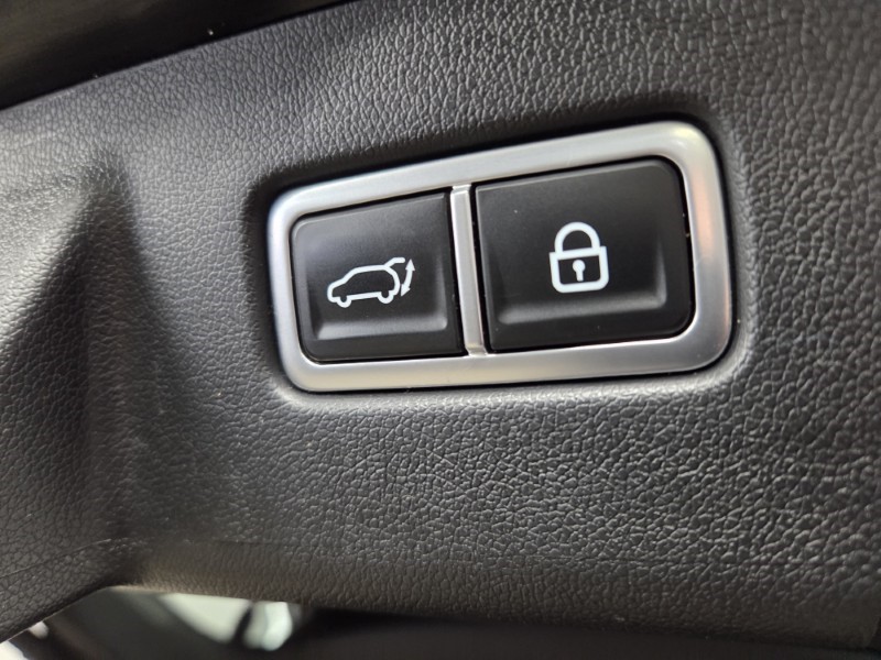 2023 (73) KIA SORENTO 1.6 T-GDi HEV Edition 5dr Auto 5989504