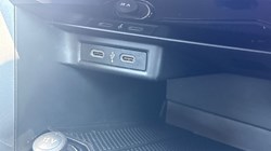2022 (22) VOLKSWAGEN T-ROC 1.5 TSI Life 5dr 5439591