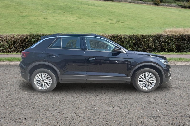 2022 (22) VOLKSWAGEN T-ROC 1.5 TSI Life 5dr 5439561