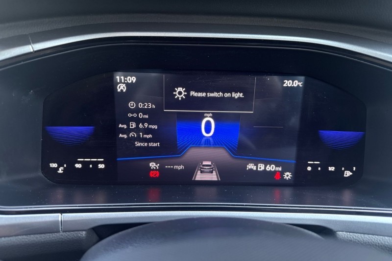 2022 (22) VOLKSWAGEN T-ROC 1.5 TSI Life 5dr 5439576
