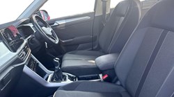 2022 (22) VOLKSWAGEN T-ROC 1.5 TSI Life 5dr 5439559