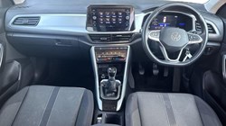 2022 (22) VOLKSWAGEN T-ROC 1.5 TSI Life 5dr 5439565