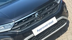 2022 (22) VOLKSWAGEN T-ROC 1.5 TSI Life 5dr 5439586