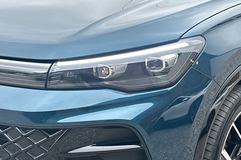 2024 (74) VOLKSWAGEN TIGUAN 2.0 TDI R-Line 5dr DSG 5436375