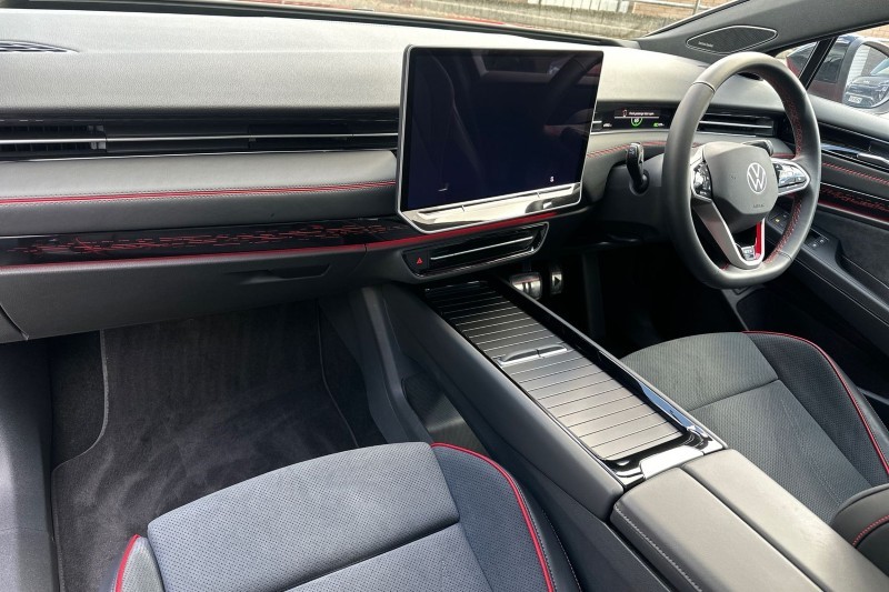 2025 (75) VOLKSWAGEN ID.7 250kW 4MOTION GTX Plus 86kWh 5dr Auto 5423212