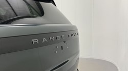 LAND ROVER RANGE ROVER 3.0 P460e HSE 4dr Auto 4250289