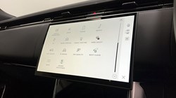 LAND ROVER RANGE ROVER 3.0 P460e HSE 4dr Auto 4250275