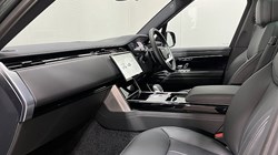 LAND ROVER RANGE ROVER 3.0 P460e HSE 4dr Auto 4250277