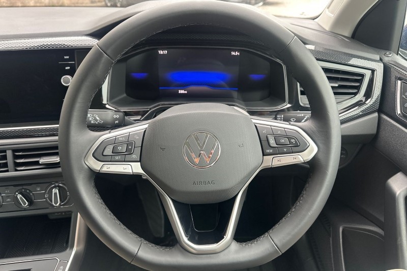 2025 (75) VOLKSWAGEN TAIGO 1.0 TSI Life 5dr 5436617