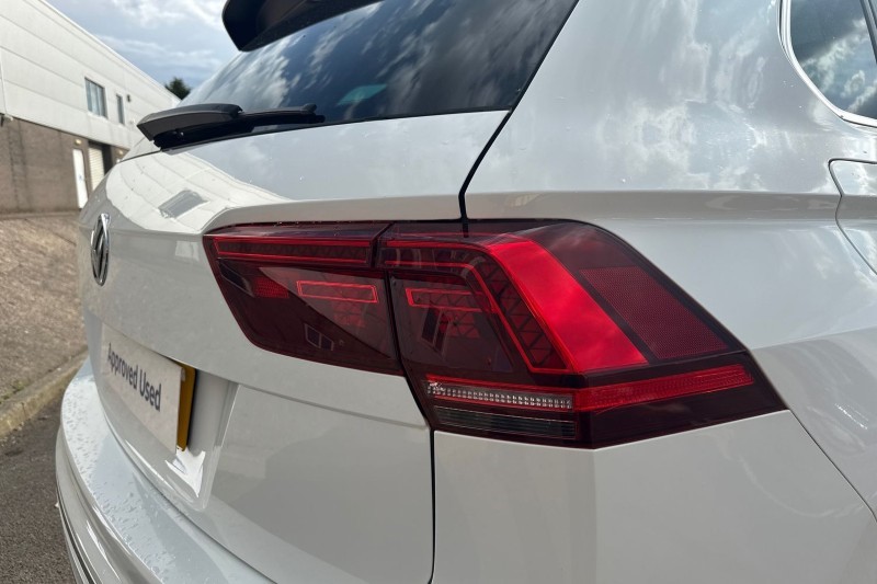 2020 (20) VOLKSWAGEN TIGUAN 1.5 TSi EVO 150 SEL 5dr DSG 5447356