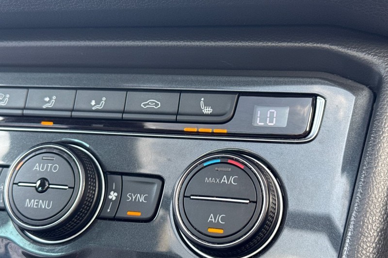 2020 (20) VOLKSWAGEN TIGUAN 1.5 TSi EVO 150 SEL 5dr DSG 5447346