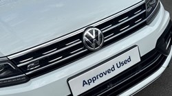 2020 (20) VOLKSWAGEN TIGUAN 1.5 TSi EVO 150 SEL 5dr DSG 5447354