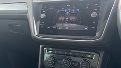 2020 (20) VOLKSWAGEN TIGUAN 1.5 TSi EVO 150 SEL 5dr DSG 5447344