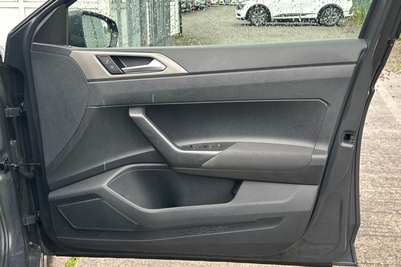 2020 (70) VOLKSWAGEN POLO 1.0 TSI 95 Match 5dr 5458653