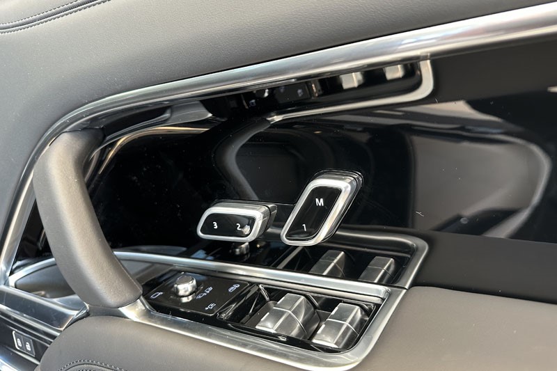  LAND ROVER RANGE ROVER 3.0 P460e HSE 4dr Auto 4099460