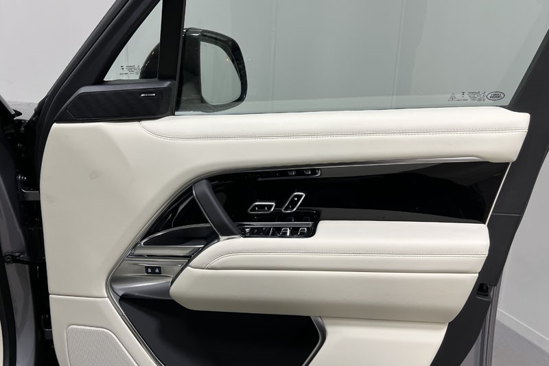  LAND ROVER RANGE ROVER 3.0 D350 SE 4dr Auto 4659072