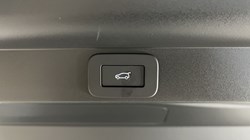 LAND ROVER RANGE ROVER 3.0 D350 SE 4dr Auto 4659101