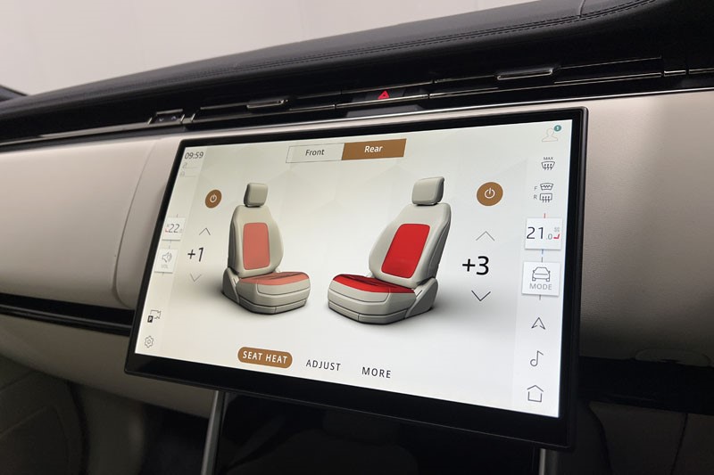  LAND ROVER RANGE ROVER 3.0 D350 SE 4dr Auto 4659090