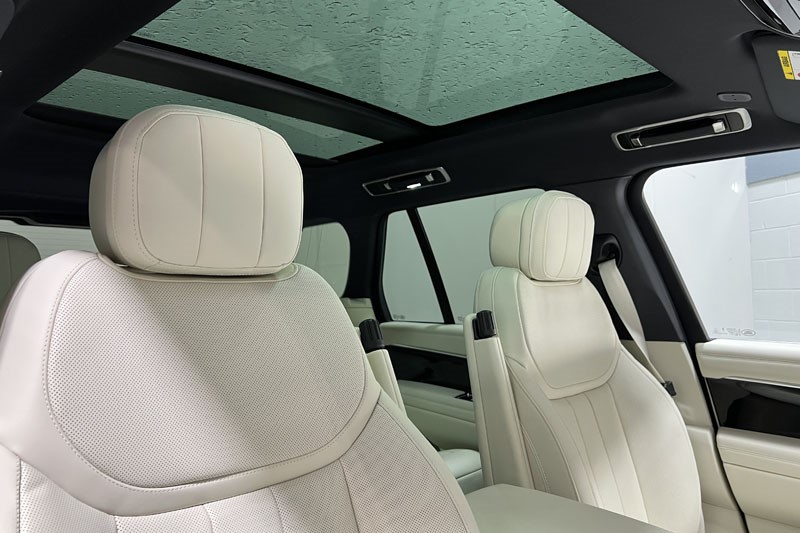  LAND ROVER RANGE ROVER 3.0 D350 SE 4dr Auto 4659077