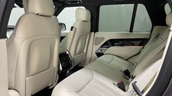 LAND ROVER RANGE ROVER 3.0 D350 SE 4dr Auto 4659095