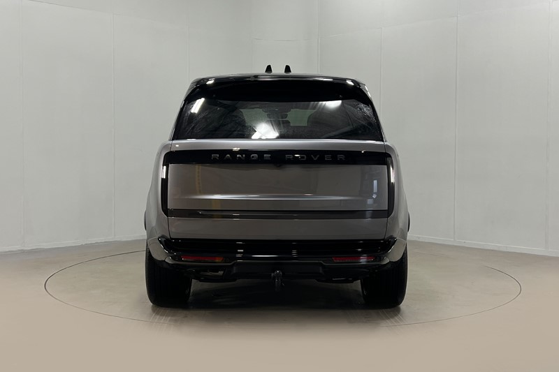  LAND ROVER RANGE ROVER 3.0 D350 SE 4dr Auto 4659065