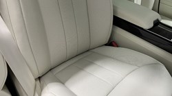 LAND ROVER RANGE ROVER 3.0 D350 SE 4dr Auto 4659076