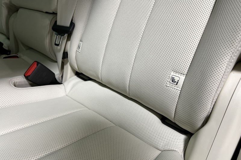  LAND ROVER RANGE ROVER 3.0 D350 SE 4dr Auto 4659096