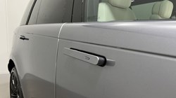LAND ROVER RANGE ROVER 3.0 D350 SE 4dr Auto 4659104