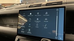 LAND ROVER DEFENDER 3.0 D250 X-Dynamic SE 90 3dr Auto 4852780