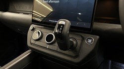 LAND ROVER DEFENDER 3.0 D250 X-Dynamic SE 90 3dr Auto 4852775