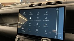 LAND ROVER DEFENDER 3.0 D250 X-Dynamic SE 90 3dr Auto 4852778