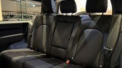 LAND ROVER DEFENDER 3.0 D250 X-Dynamic SE 90 3dr Auto 4852761