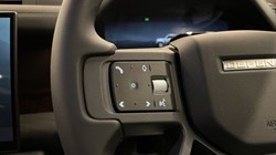 LAND ROVER DEFENDER 3.0 D250 X-Dynamic SE 90 3dr Auto 4852772