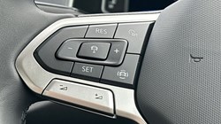 2025 (75) VOLKSWAGEN T-ROC 2.0 TDI 150 EVO Style 5dr DSG 5462054