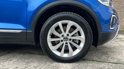 2025 (75) VOLKSWAGEN T-ROC 2.0 TDI 150 EVO Style 5dr DSG 5462044