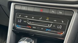 2025 (75) VOLKSWAGEN T-ROC 2.0 TDI 150 EVO Style 5dr DSG 5462062