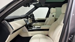 LAND ROVER RANGE ROVER 3.0 D350 SE 4dr Auto 4583486