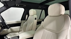 LAND ROVER RANGE ROVER 3.0 D350 SE 4dr Auto 4583518
