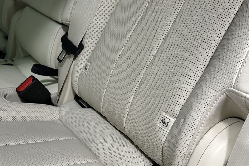  LAND ROVER RANGE ROVER 3.0 D350 SE 4dr Auto 4583521