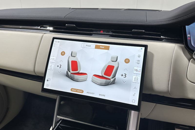  LAND ROVER RANGE ROVER 3.0 D350 SE 4dr Auto 4583514