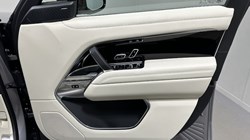 LAND ROVER RANGE ROVER 3.0 D350 SE 4dr Auto 4583495